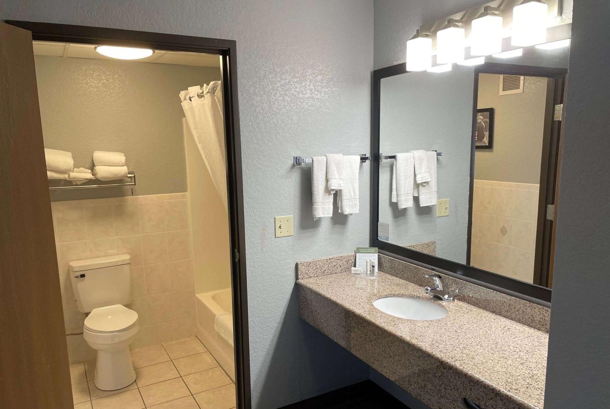 Americinn By Wyndham Ankeny/Des Moines Екстер'єр фото